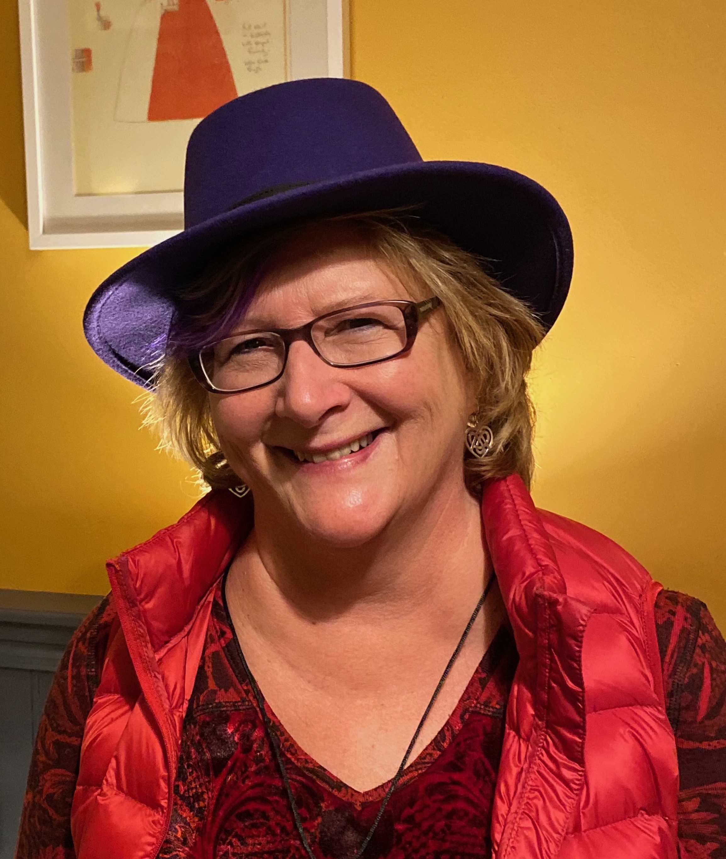 sue-hat-ireland